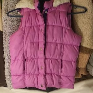 Girls puffer vest